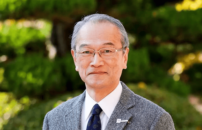 井上