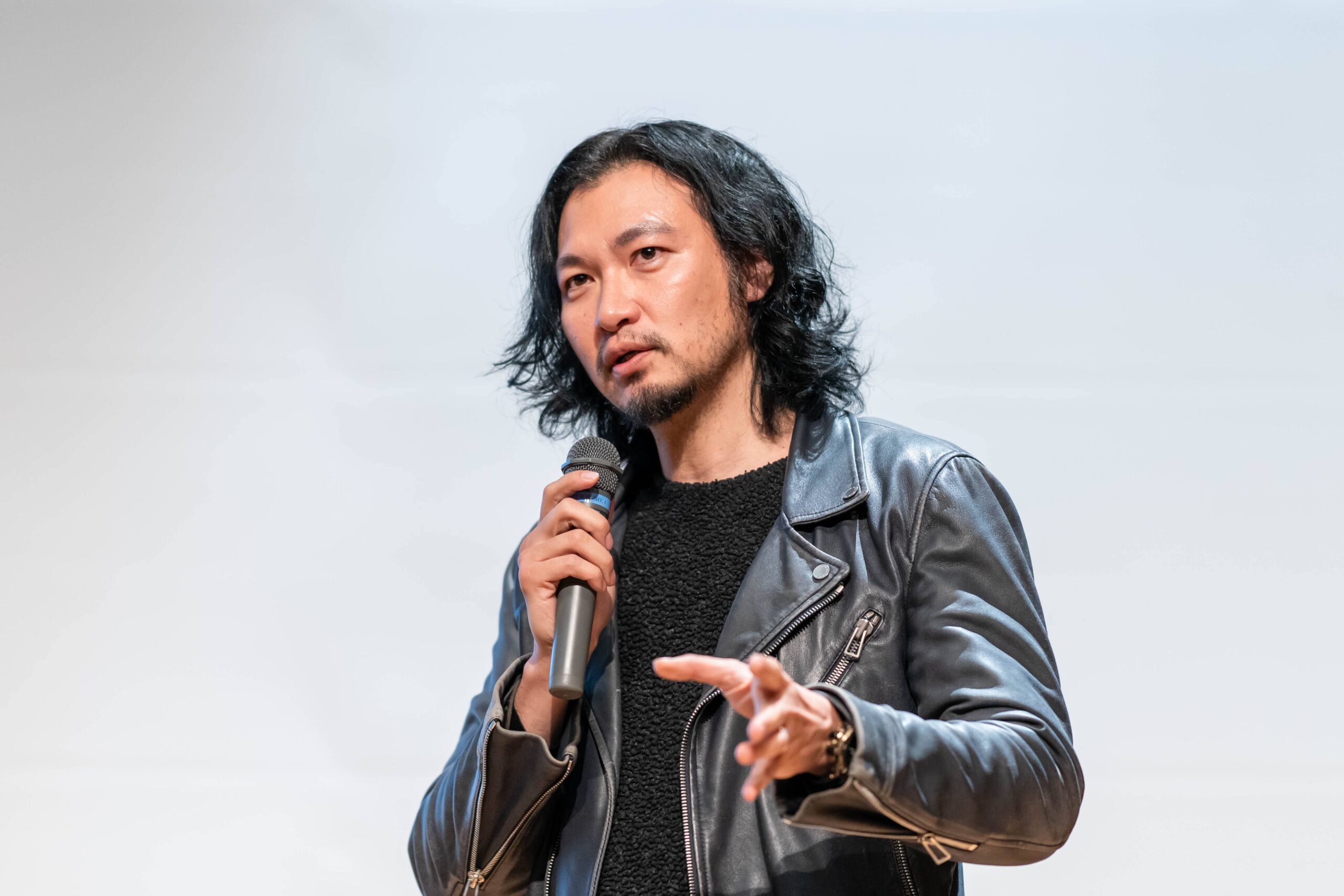 俳優・アーティスト　青木 崇高 さんをお招きして「挑戦とつながりがWell-Beingな未来を創る」タイトルで講演会を開催しました