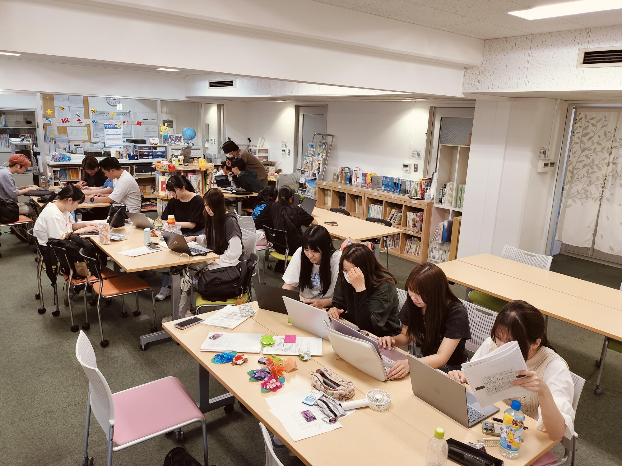 1年生空きコマの様子