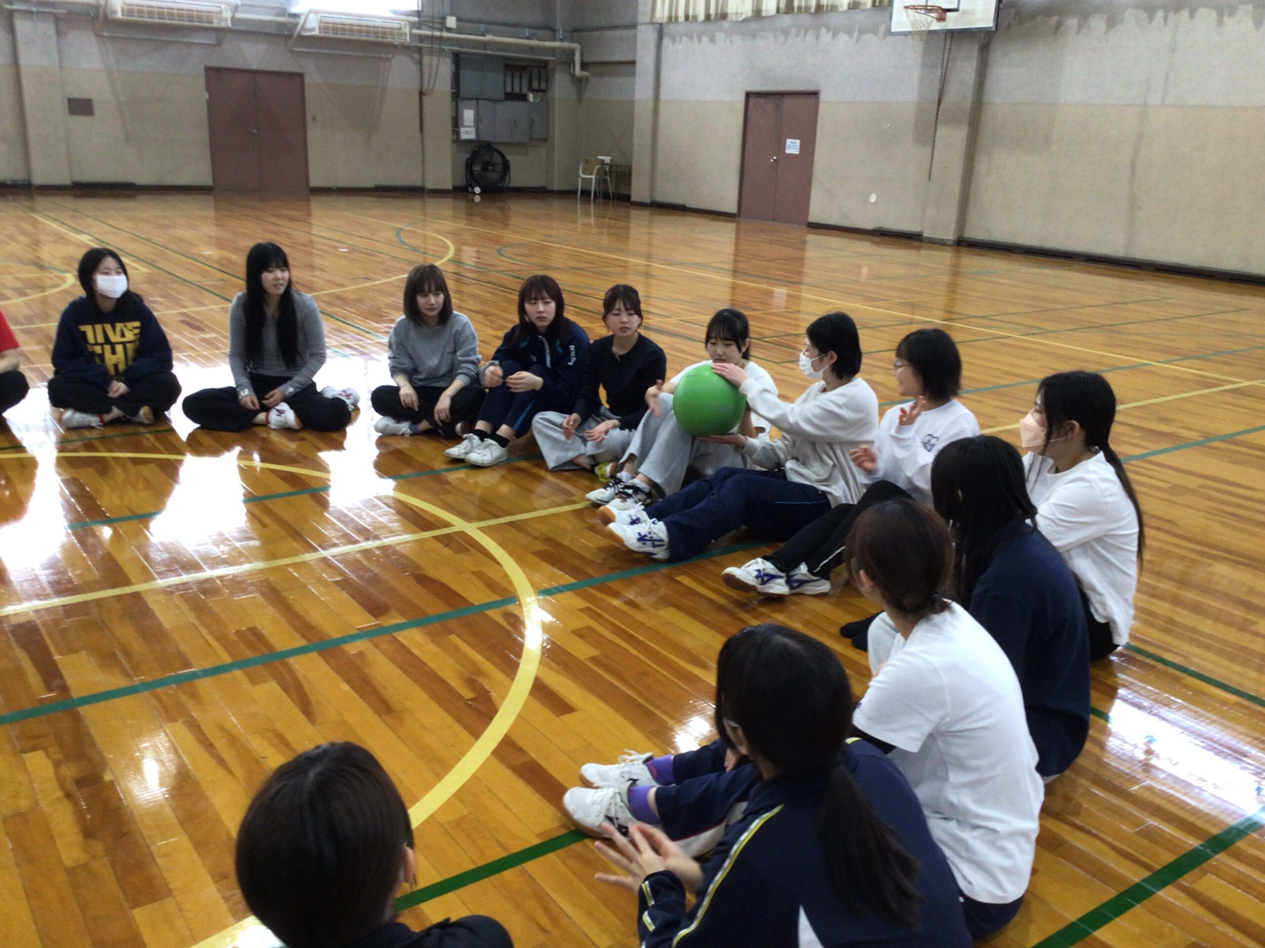 授業紹介「体育Ⅰ」(2年生　前期）