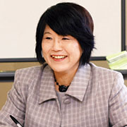 徳田 仁子