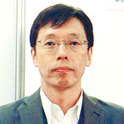小垂 眞