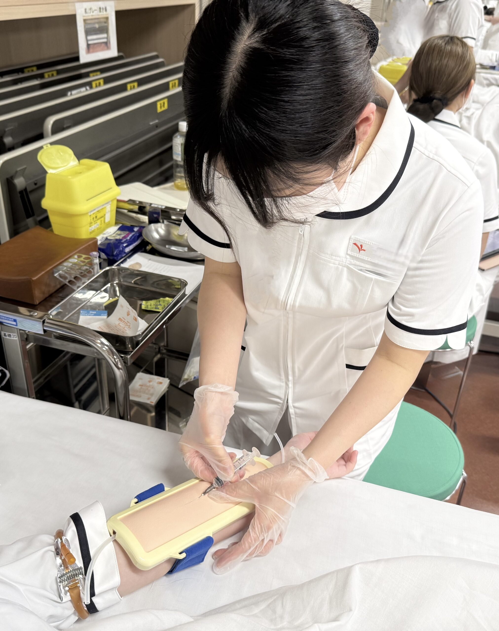 基礎看護学の授業をのぞいてみました👀❗️−知識と技術を統合し、安全・安楽な「採血」を学ぶ−